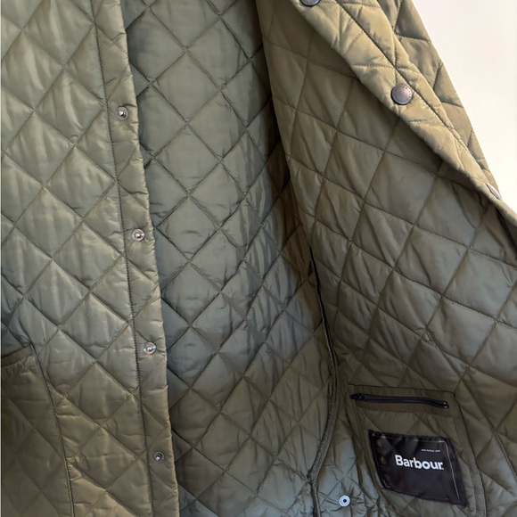 Barbour Olive Quilted Jacket with Brown Collar - Picture 3 of 5